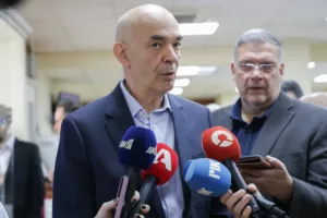 Transport Minister questions Larnaca mayor’s planned protest over port and marina redevelopment