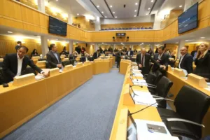 Cyprus House accepts four presidential referrals on foreclosure-related laws, rejects one