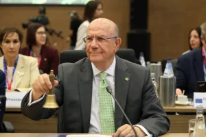 Керавнос предупреждает, что курс E6 на более глубокую интеграцию ЕС может грозить фрагментацией блока