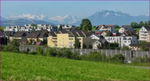 Swiss voters to decide on SVP-backed population cap that could affect EU ties