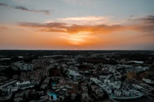 Судоходство и выпуск облигаций Bank of Cyprus в центре внимания на ретрите ЕС и к 30-летию CSE