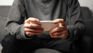 Police warn of scam text messages about unpaid traffic tickets