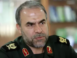 Иран заявляет, что враги неверно оценили его возможности, в то время как законодатели предупреждают о непреложных красных линиях
