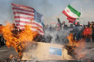 U.S. envoys head to Qatar as uncertainty surrounds Iran diplomacy and Strait of Hormuz tensions