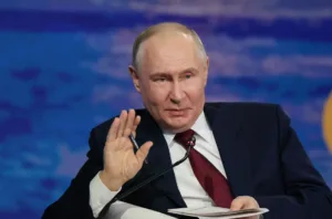 Путин заявил, что не видит причин для встречи с Зеленским после открытого письма о мирных переговорах