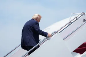Судья США заблокировал иммиграционные меры администрации Трампа, затрагивающие заявителей из 39 стран