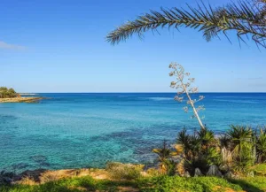 Cyprus weather to stay mainly fine through weekend with slight warming on Sunday