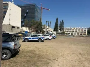 34 arrested in Larnaca operation targeting illegal and undeclared work at construction site