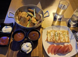 Ship Inn в Лимассоле остается популярным местом для ужина на фоне роста цен