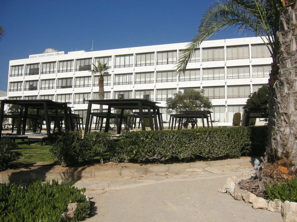 Ξενοδοχείο Almyra