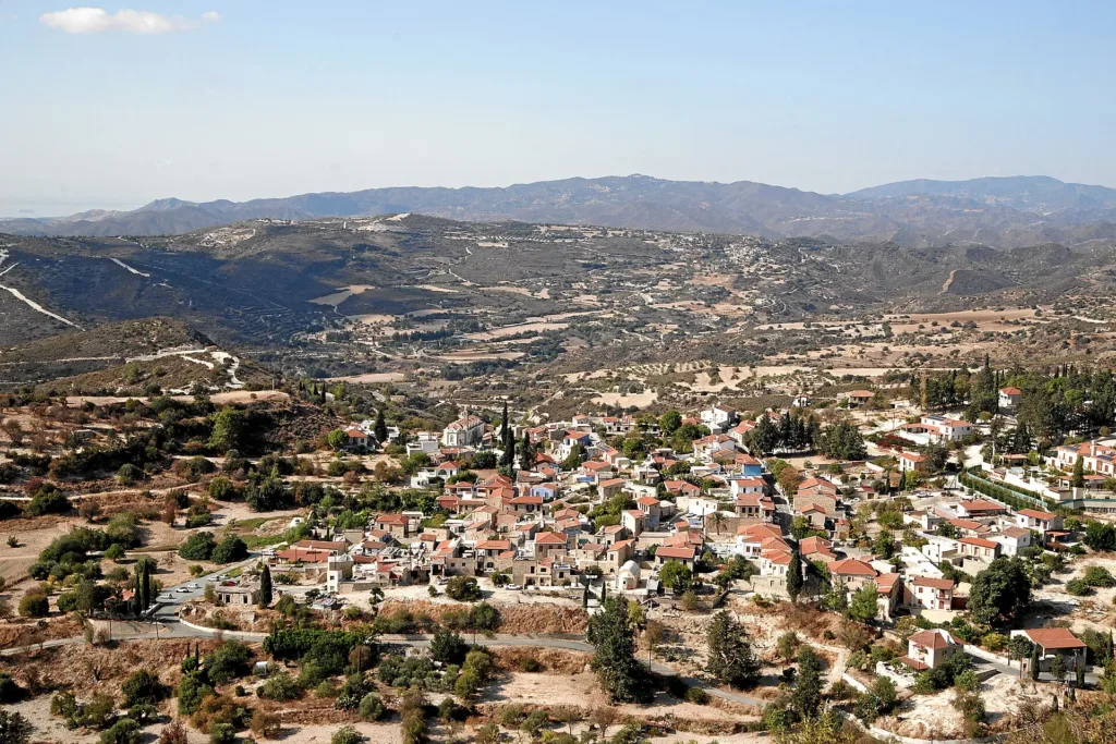 Χωριό Κάτο Ντρίς