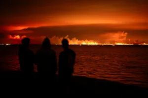 France seeks EU assistance as wildfire forces mass evacuations near Bordeaux