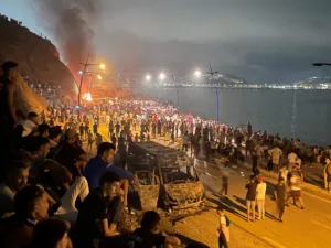Ο αριθμός των νεκρών αυξήθηκε σε 18 μετά την μαζική διέλευση μεταναστών προς τον ισπανικό θύλακα της Θέουτα
