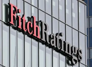 Greek banking outlook improves as Fitch and UBS cite stronger growth and lending prospects