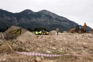 Христодулидис поднимет с Гутеррешем вопрос доступа к местам захоронения пропавших без вести