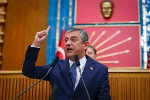 Озель и 91 депутат подали заявку на создание New Party после судебного решения по CHP