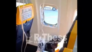 Рейс Ryanair вернулся в Салоники после того, как вскоре после взлета сместилось окно в салоне