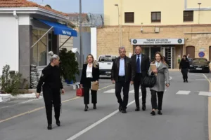 Prison officers’ union criticises justice minister’s central prisons visit