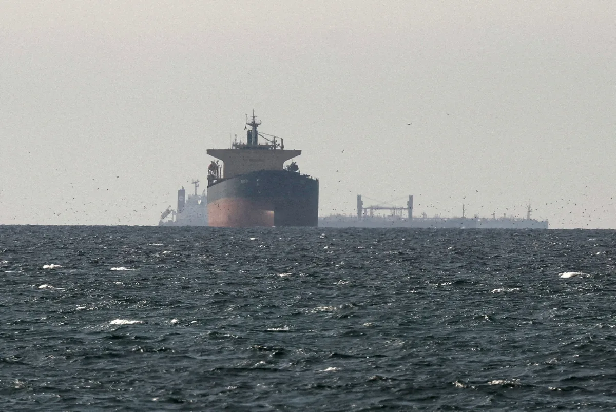 Iran-Oman Strait of Hormuz proposal faces sanctions and insurance obstacles