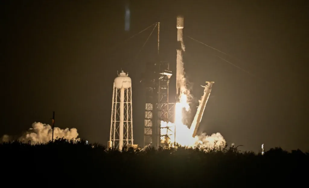Τμήμα πυραύλου της SpaceX αναμενόταν να προσκρούσει στη Σελήνη έπειτα από έναν χρόνο στο διάστημα