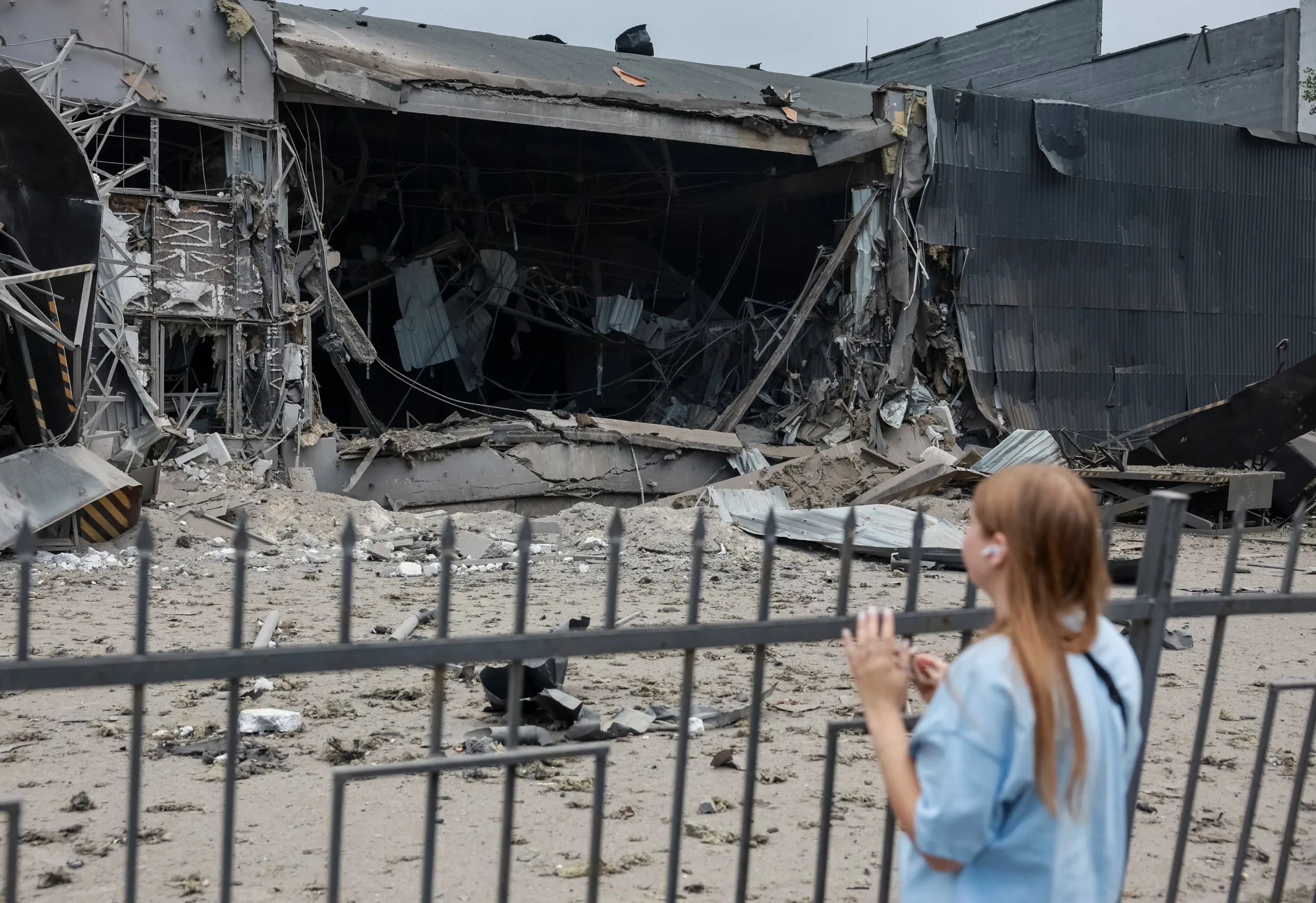 Russian attacks hit Nova Poshta sorting centres near Kyiv and in Sumy