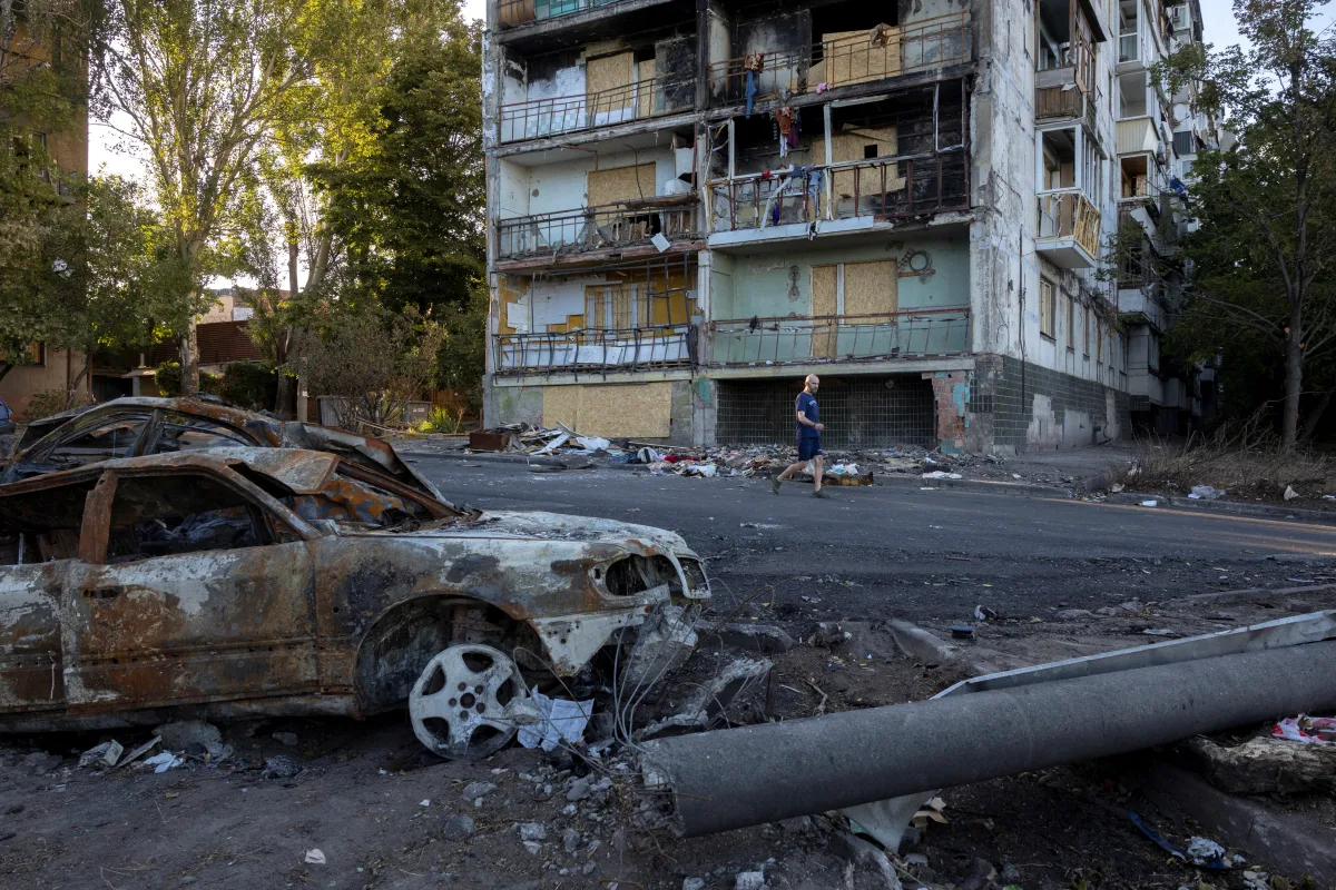 Российские атаки усиливают давление на бизнес и жителей Запорожья