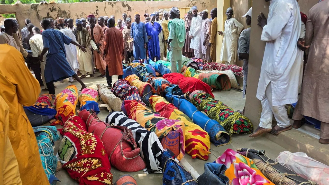 At least 50 dead after boat capsizes in northwest Nigeria