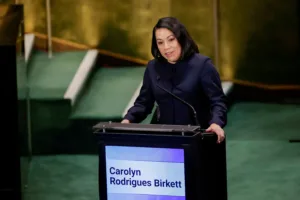 Биркетт из Гайаны лидирует во втором неофициальном голосовании по выбору генсека ООН