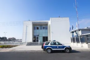 Τρεις αστυνομικοί της Πάφου τέθηκαν σε διαθεσιμότητα για φερόμενη επίθεση