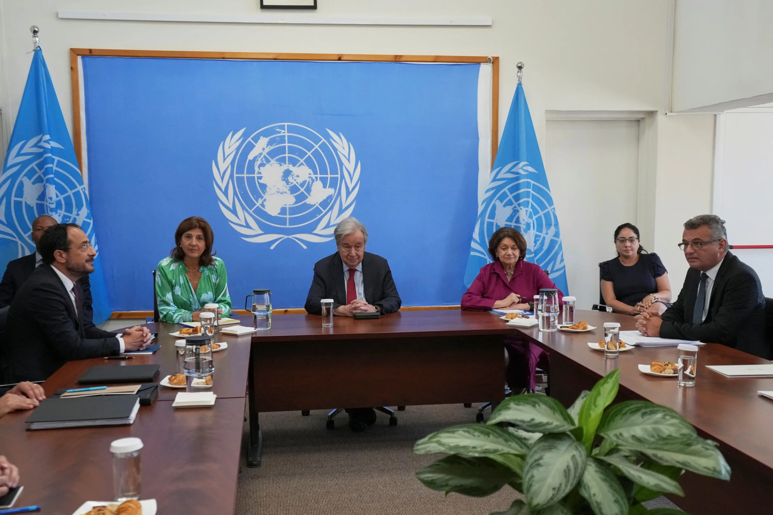 Christodoulides and Erhurman to discuss new crossing points on August 26
