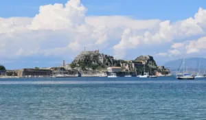 Η GlobalWealth υπογράφει επενδυτική συμφωνία €2,5 εκατ. για ξενοδοχειακή ανάπτυξη στην Κέρκυρα