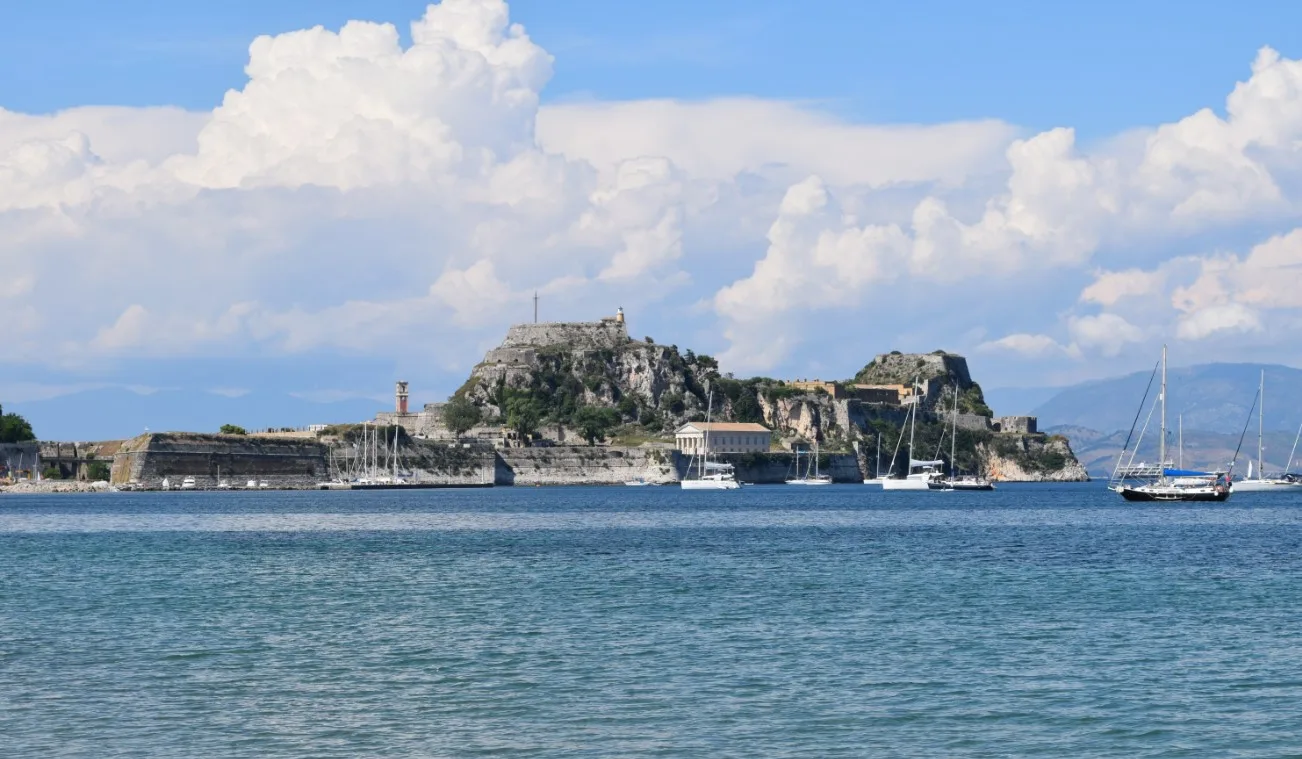 Η GlobalWealth υπογράφει επενδυτική συμφωνία €2,5 εκατ. για ξενοδοχειακή ανάπτυξη στην Κέρκυρα