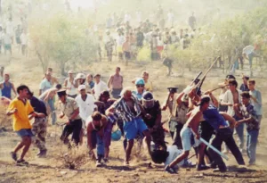 Οικογένειες και μάρτυρες θυμούνται τις δολοφονίες του Ισαάκ και του Σολωμού το 1996
