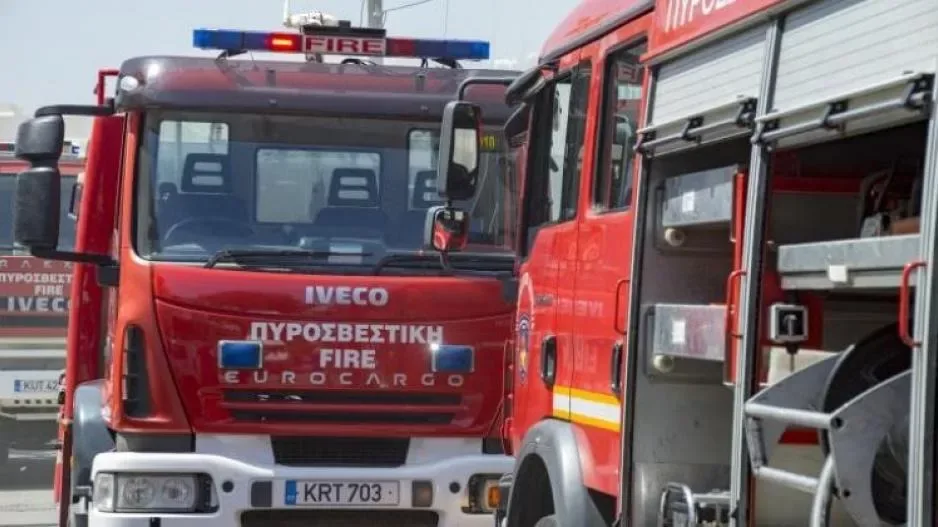 Автомобиль серьёзно повреждён в результате ночного пожара в Ларнаке