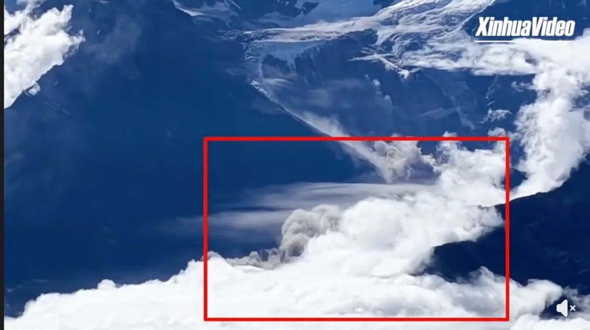 Mudslide leaves hundreds dead and missing near Nepal-Tibet border