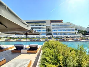 Cyprus gaming sector reaches €3.2bn as tourism arrivals fall in July
