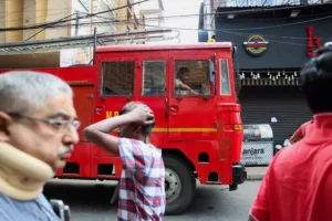 Nine killed in Kolkata hotel fire, including a child