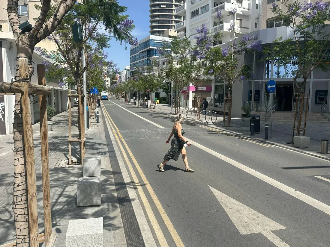 Οι επιχειρήσεις της Λευκωσίας επαναλαμβάνουν το αίτημα για επαναλειτουργία της λεωφόρου Μακαρίου στην κυκλοφορία