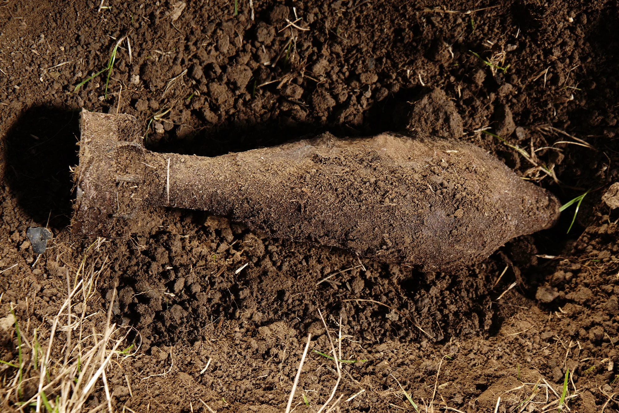Unexploded mortar shell found near Ayia Anna shooting range after fire