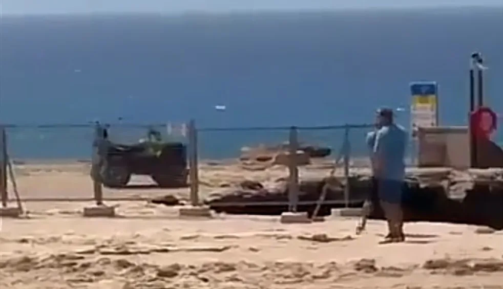 Женщина пострадала после падения квадроцикла в море у мыса Греко