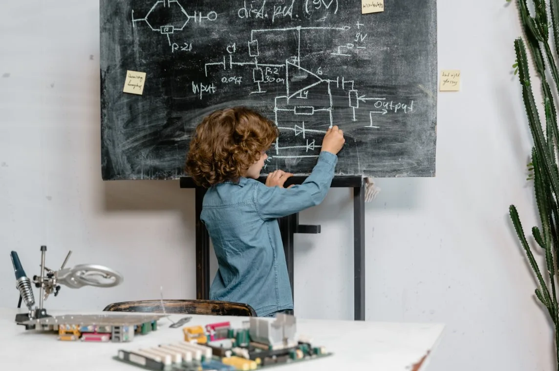 RIF opens 2026–2027 Researchers in Schools programme to Cyprus schools