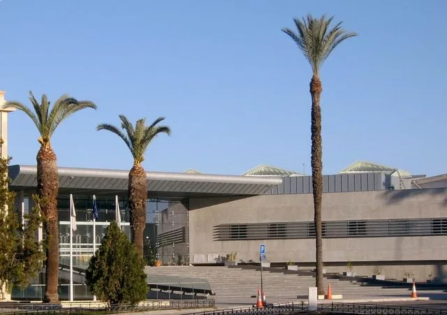 Το Ανώτατο Δικαστήριο απορρίπτει αίτημα συνδικαλιστή για ιδιωτική ποινική δίωξη κρατικών αξιωματούχων