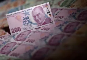 Ο πληθωρισμός στην Τουρκία υποχωρεί στο 31,8% τον Ιούλιο, καθώς αυξάνονται οι μηνιαίες πιέσεις στις τιμές