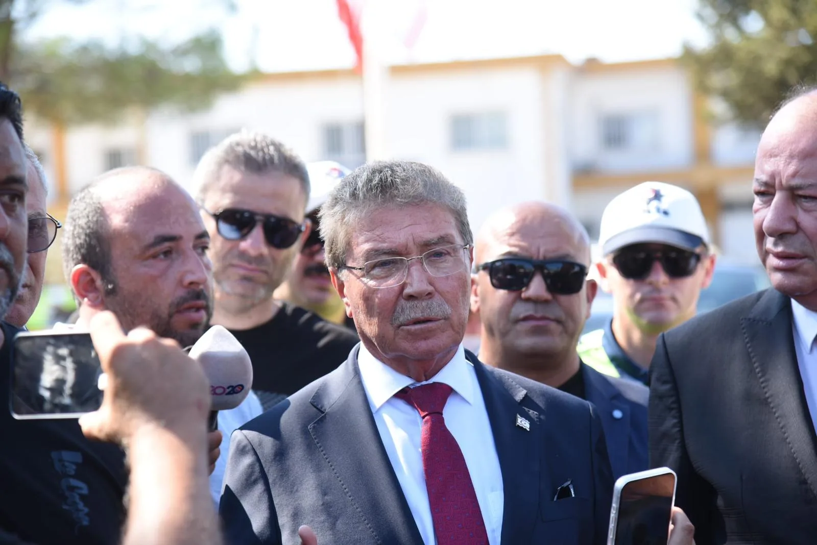 Rescue vessel due to reach sunken ferry off Kyrenia, Ustel says
