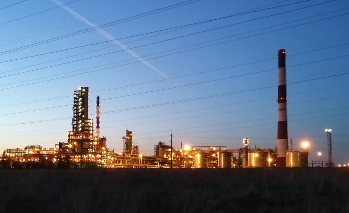 Fire breaks out at Yaroslavl refinery after reported Ukrainian drone attack