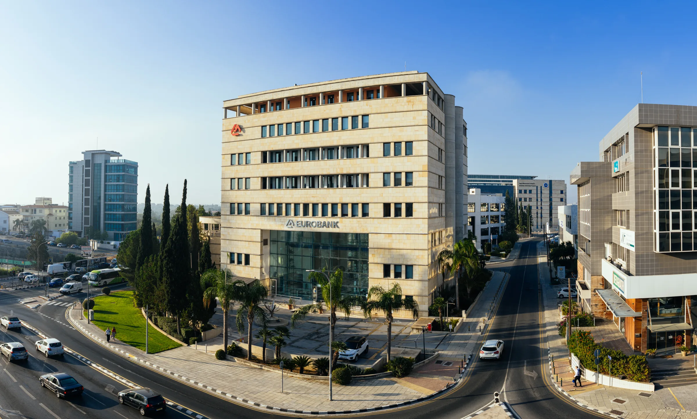 Η Eurobank αντλεί 600 εκατ. ευρώ μέσω επταετούς πράσινου ομολόγου