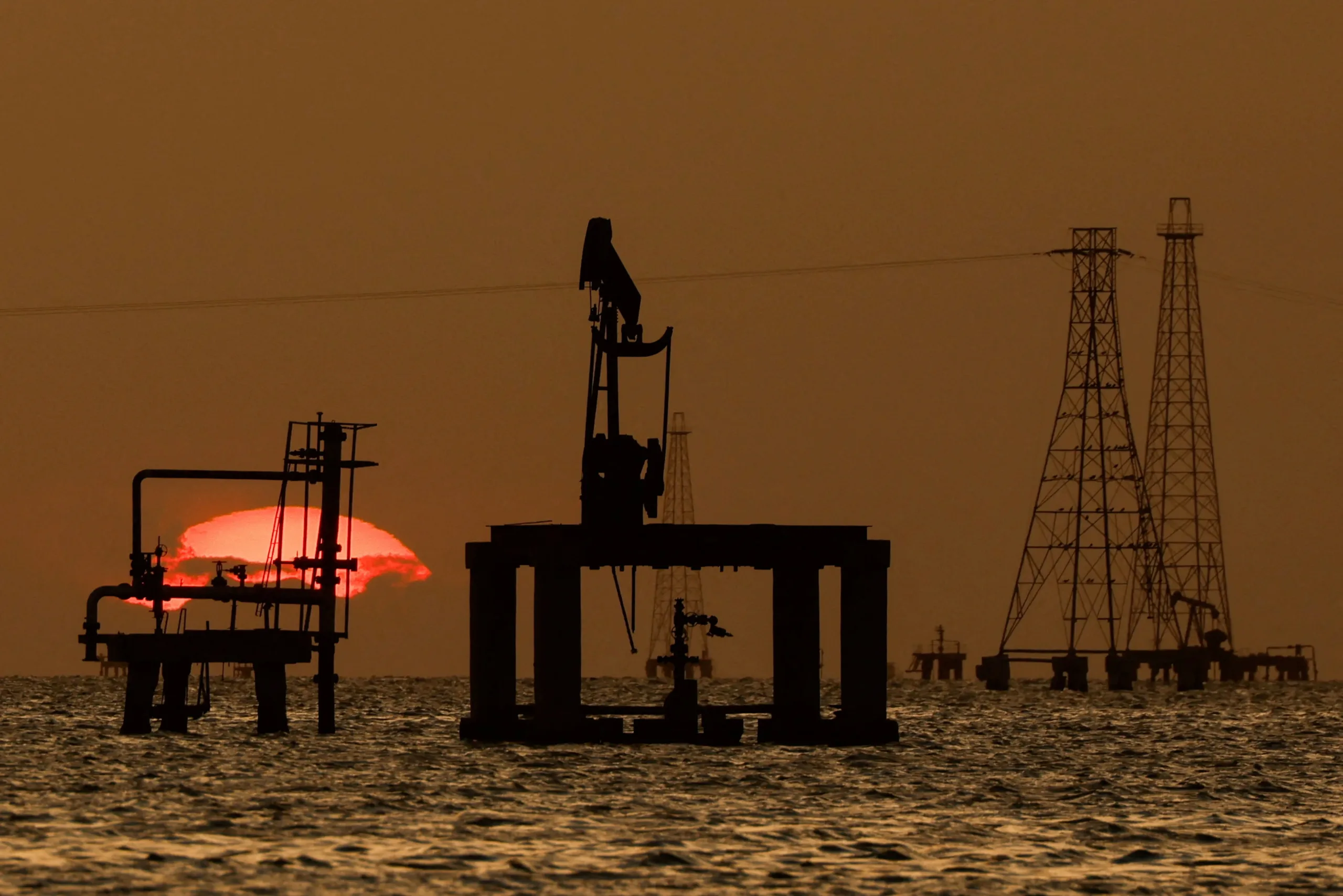 U.S.-Venezuela oil deal involving NABEP raises concerns among potential investors