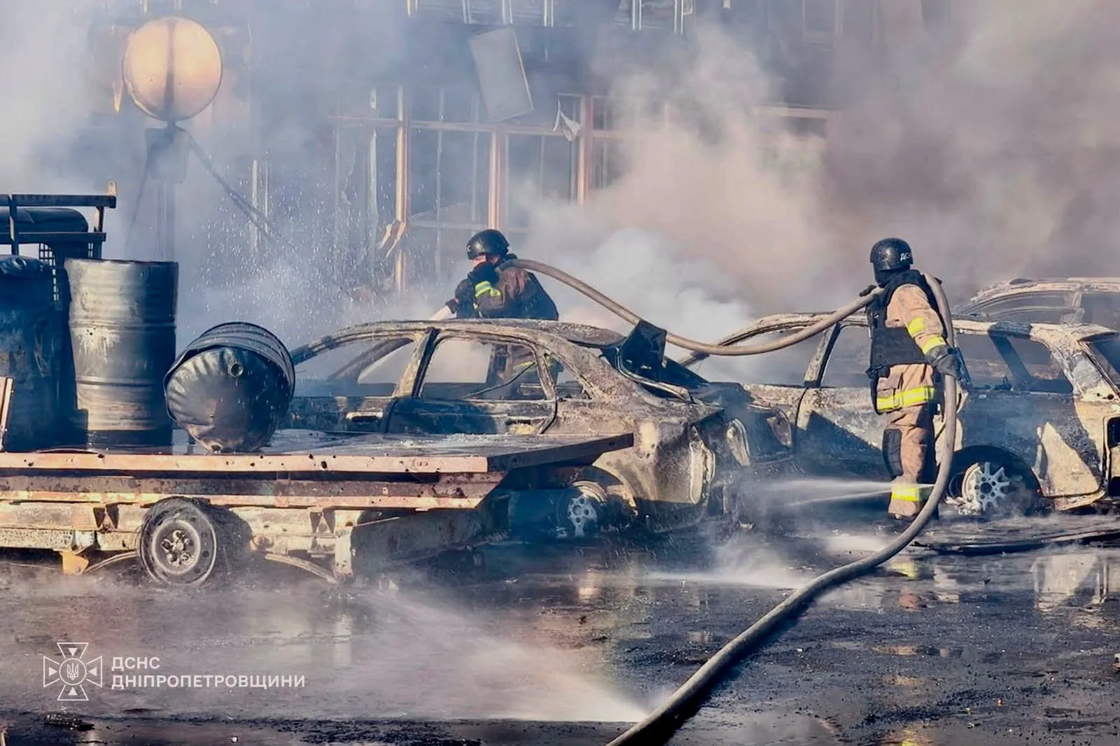 Russian attack on Pavlohrad kills seven and injures 76