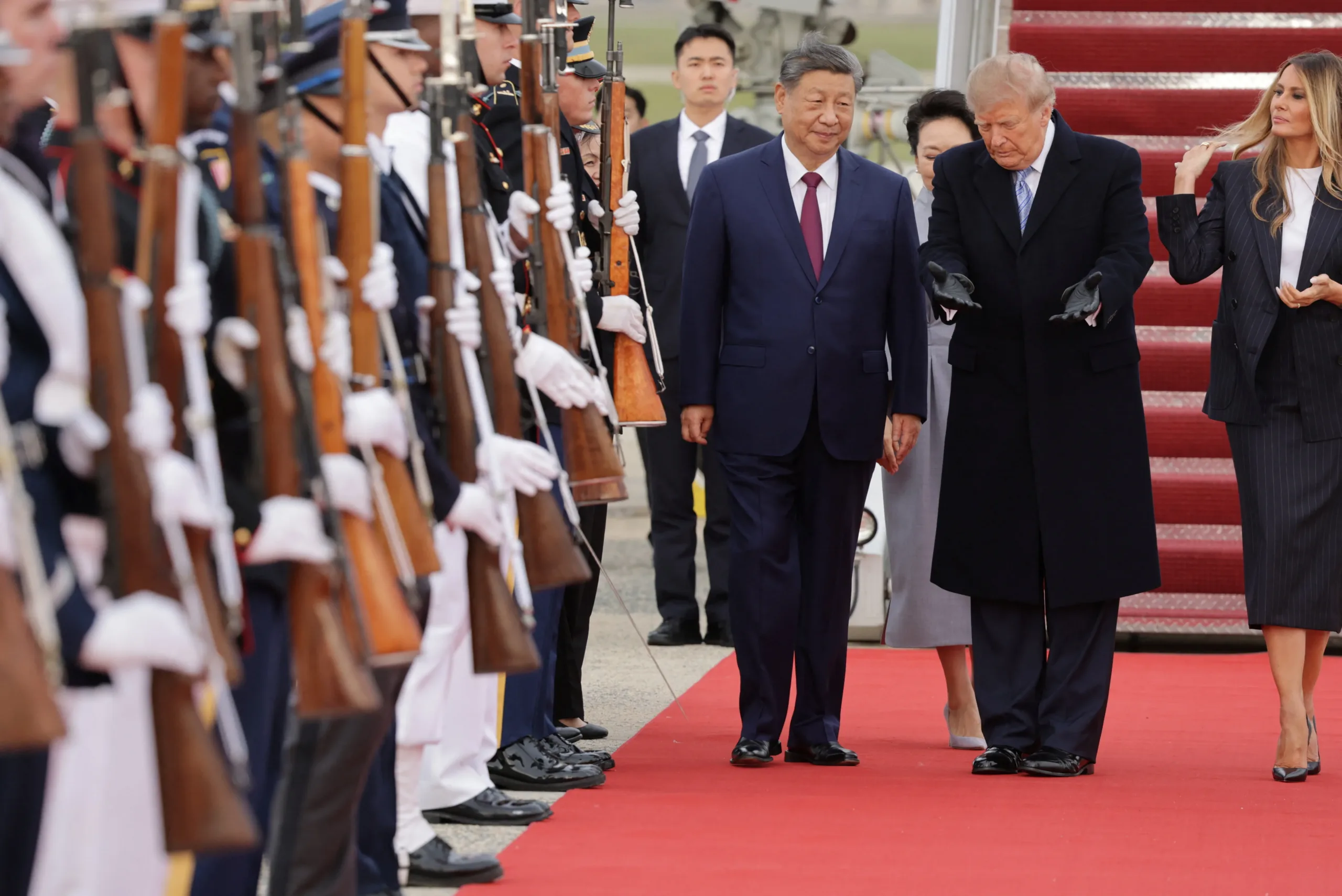 Trump welcomes Xi to Washington as US and China seek to extend trade truce