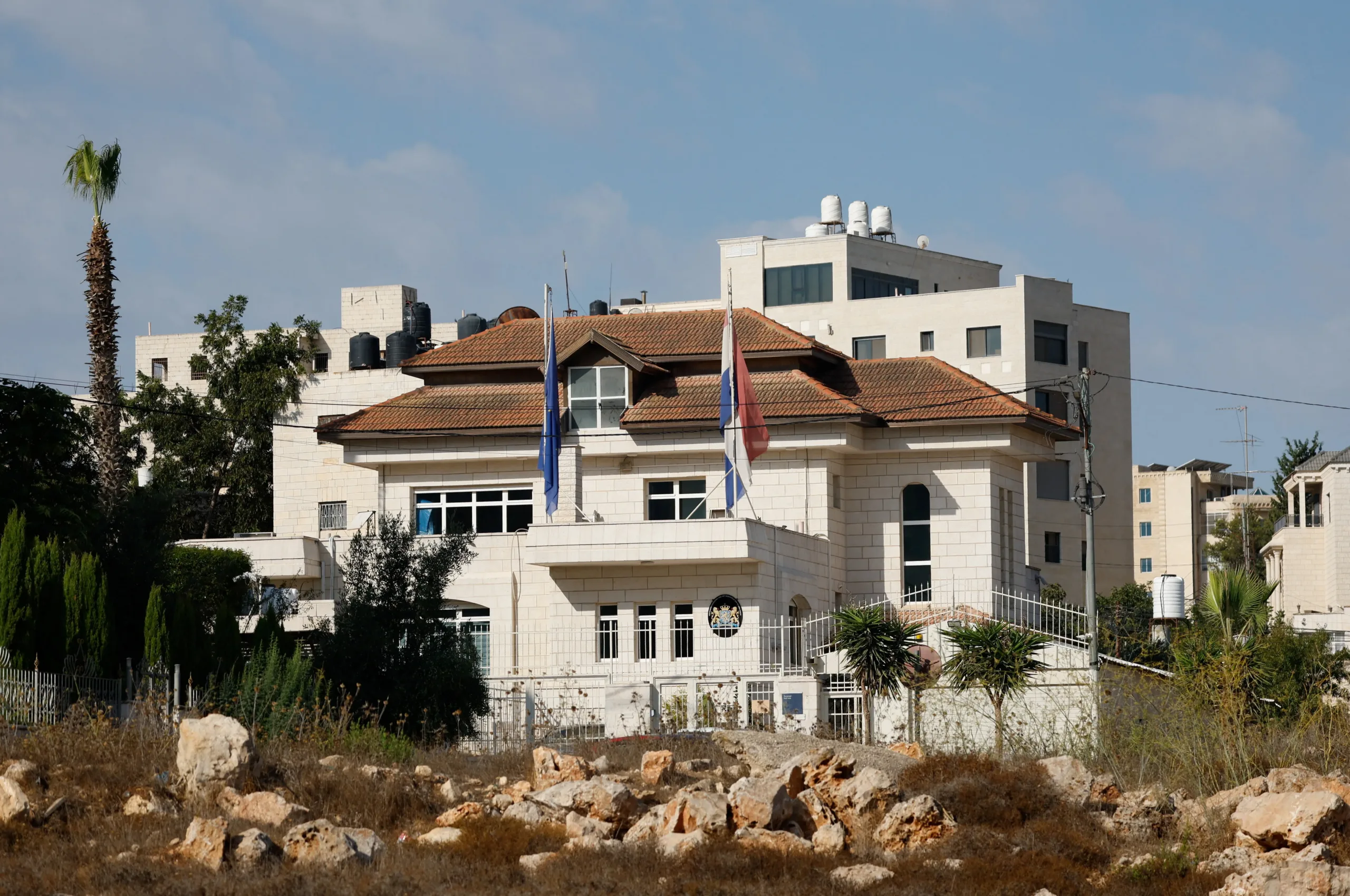 Το Ισραήλ ανακαλεί το διπλωματικό καθεστώς των Ολλανδών απεσταλμένων στην Παλαιστινιακή Αρχή
